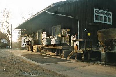 Güterschuppen Vorfrühling 2002